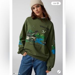 BUrban outfitters VINTAGE Wildlife sweatshirt TOP SELLER NWT ⭐️
